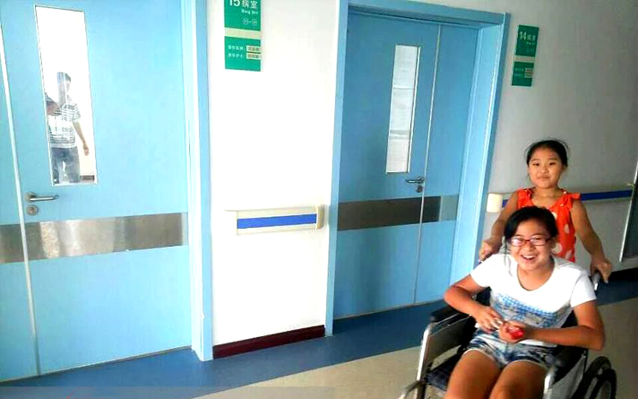 病房抗菌鋼質(zhì)防火門