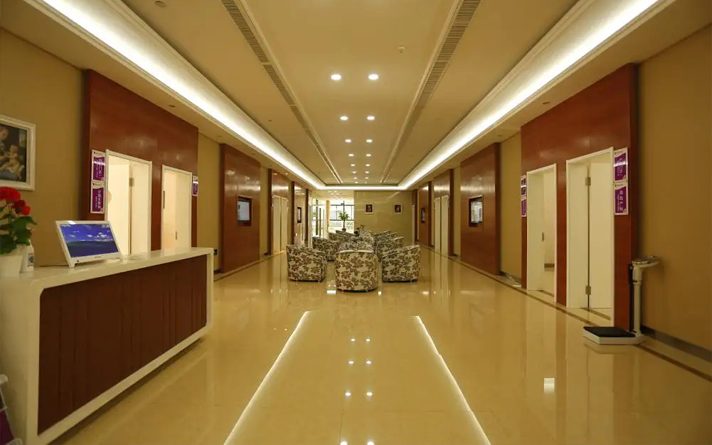 鋼質凈化門的特點