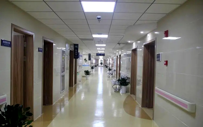 「醫用鋼制門廠家詳解」醫用鋼制門的選擇步驟與方法